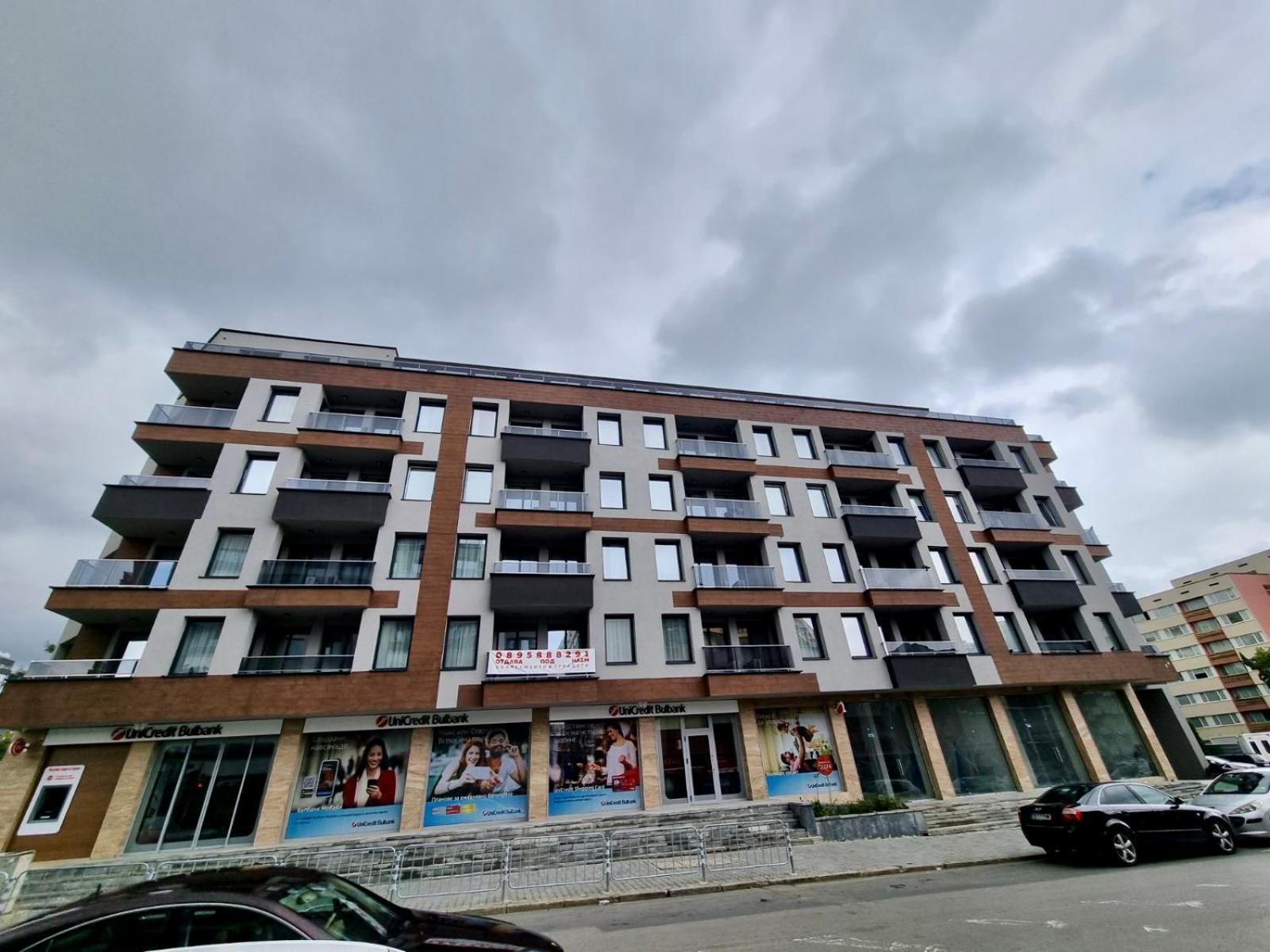 Best Family Apartments & Private Parking 소피아 외부 사진